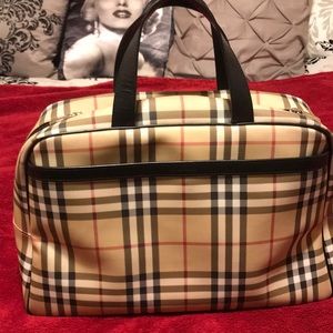 Burberry bag 100% Authentic